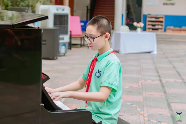 JEAN PIAGET - ĐIỂM DỪNG CHÂN CỦA NHỮNG NGƯỜI BẠN NHỎ DU HỌC TRỞ VỀ