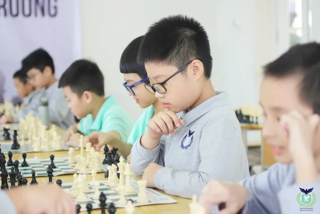 [Báo điện tử Tổ Quốc] Môn học đặc biệt tại ngôi trường ở quận Cầu Giấy: Giúp trẻ phát triển tư duy, rèn sự tập trung và óc quan sát