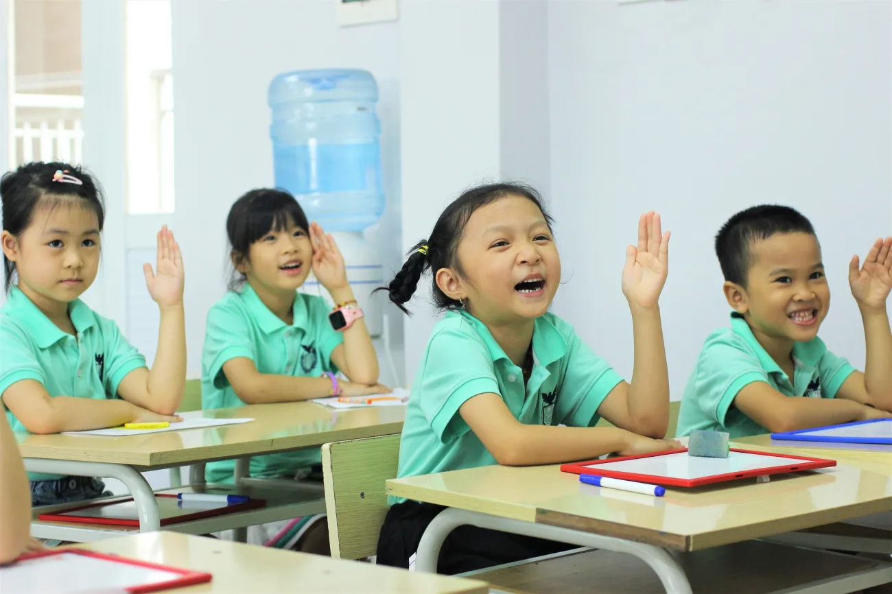 [Trang tin điện tử Afamily] Ngôi trường hạnh phúc ở quận Cầu Giấy: Trẻ học cách "vinh danh thất bại", văn hóa đọc theo các em vào từng giấc ngủ